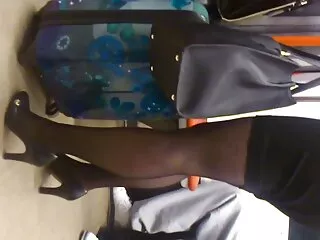 Russo cacciato mentre andando a siti porno anziane lavoro